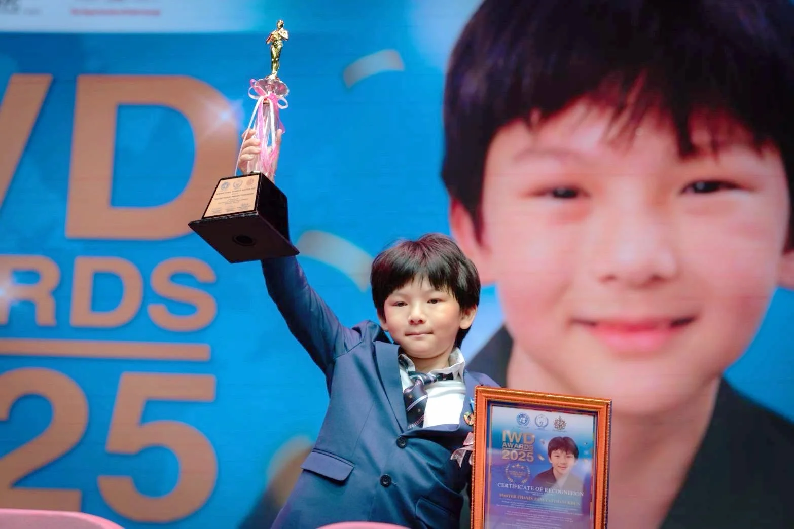 A Thai Youth Won an Honorary Award of 'GLOBAL YOUNG ACHIEVEMENT AWARD' marking the efforts to propel Thai youth toward becoming full-fledged global citizens