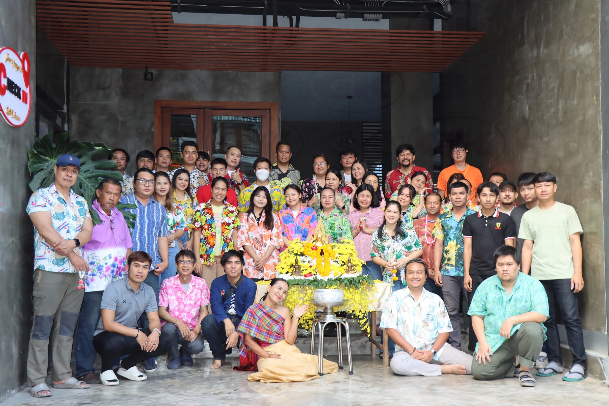 ซีเอเค สืบสานประเพณีไทย จัดสรงน้ำพระพุทธรูปสงกรานต์