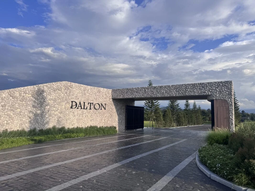 โครงการ DALTON บ้านพักตากอากาศเขาใหญ่ระดับมาสเตอร์พีซแนวใหม่ ที่ผสานความหรูหรากับความยั่งยืนเข้าด้วยกัน : ให้ธรรมชาติโอบกอดชีวิต