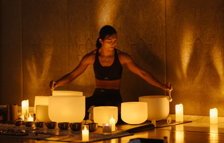 โรงแรมโซ โซฟิเทล หัวหิน จัดกิจกรรมผสานสองศาสตร์แห่งการผ่อนคลายใน “Twilight Flow Yoga &amp; Floating Sound Bath”