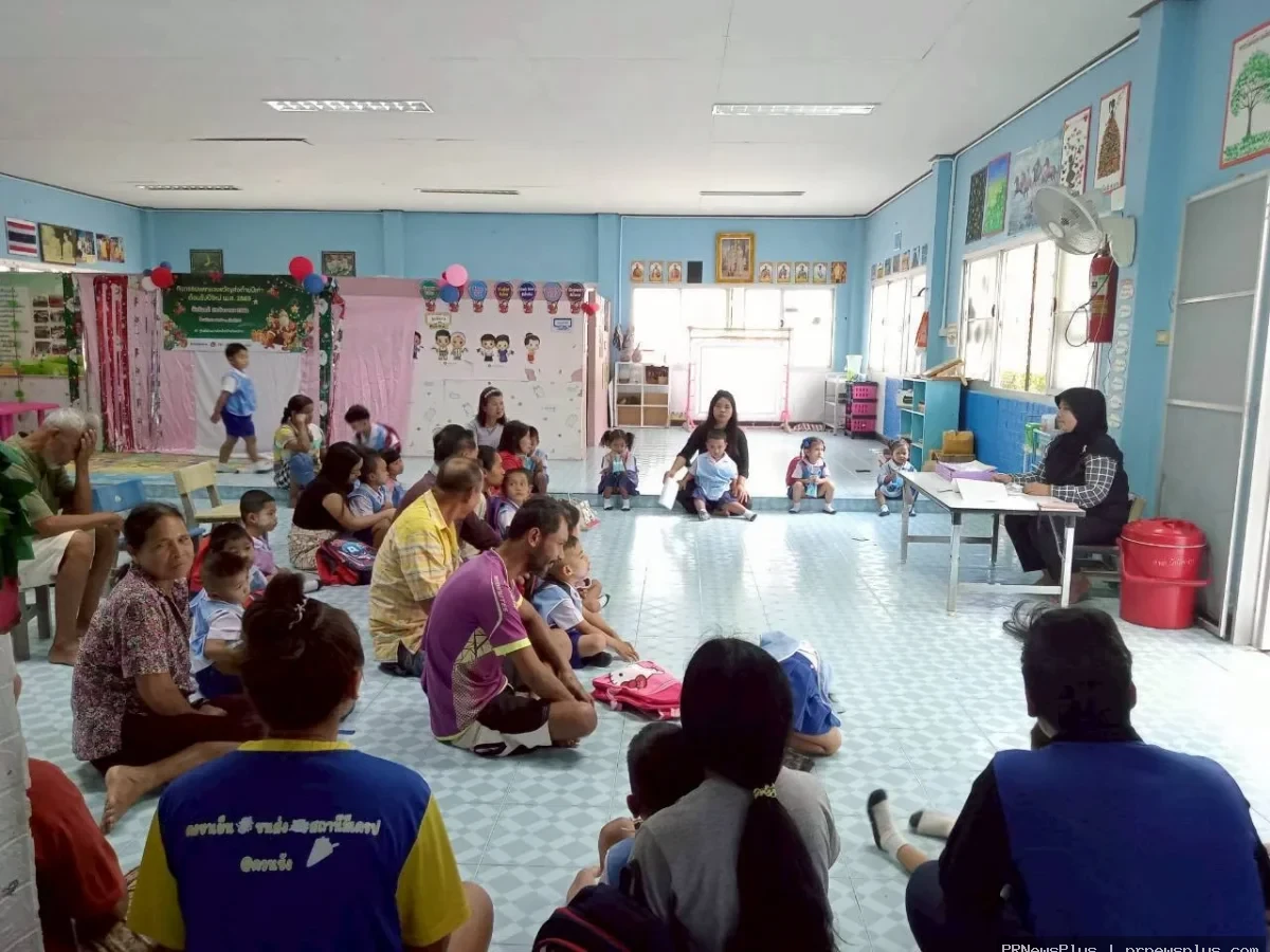 ศพด.บ้านโคกว่าว  เปิดปฏิบัติการ "เปลี่ยนมือถือเป็นมือแม่" ขับเคลื่อน "ครอบครัว ๓ ดี" กู้คืนช่วงเวลาท