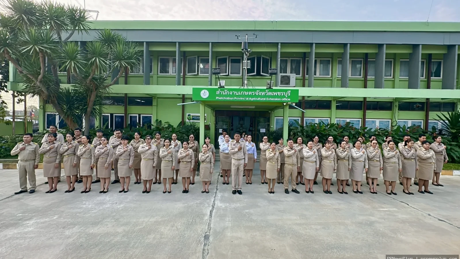 สำนักงานเกษตรอำเภอบ้านแหลม ร่วมกิจกรรม “DOAE โปร่งใส หัวใจคุณธรรม ไม่ทนต่อการทุจริต”